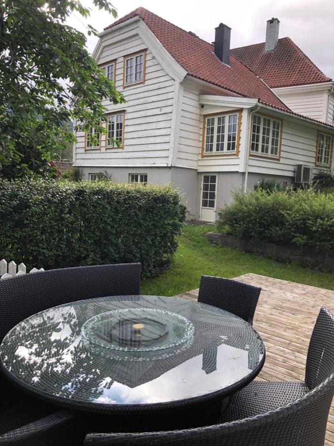 Stryn - House By The River Exterior foto